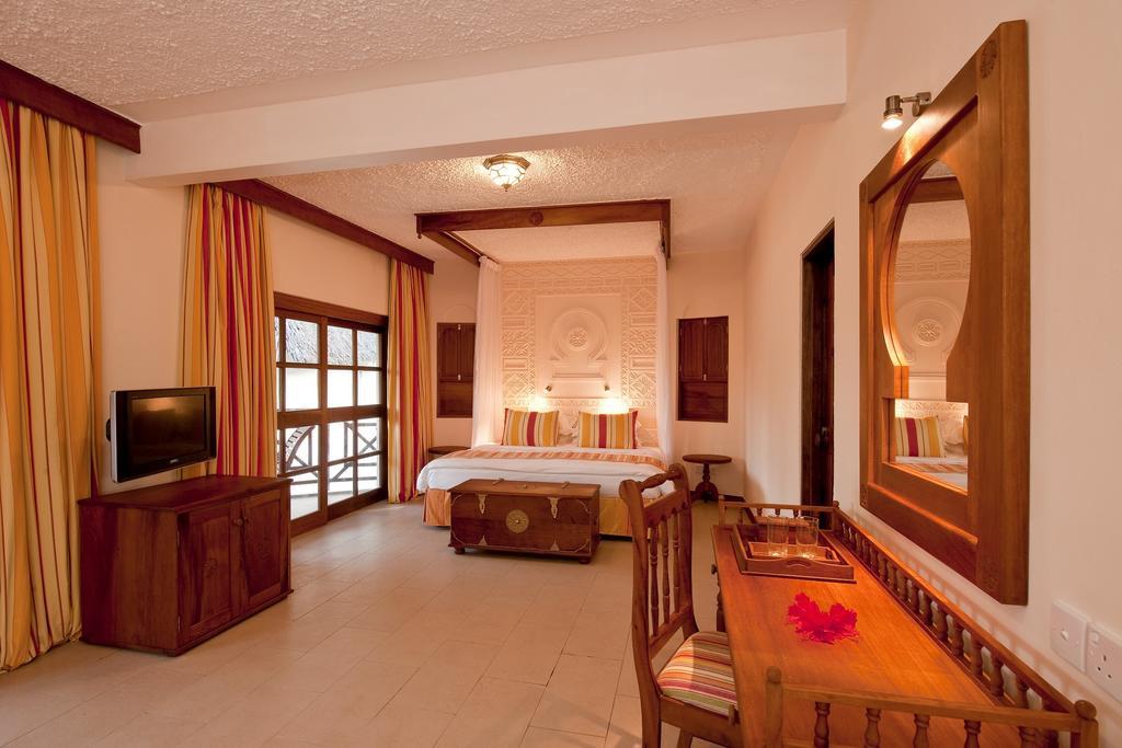 Neptune Village Beach Resort & Spa Galu المظهر الخارجي الصورة
