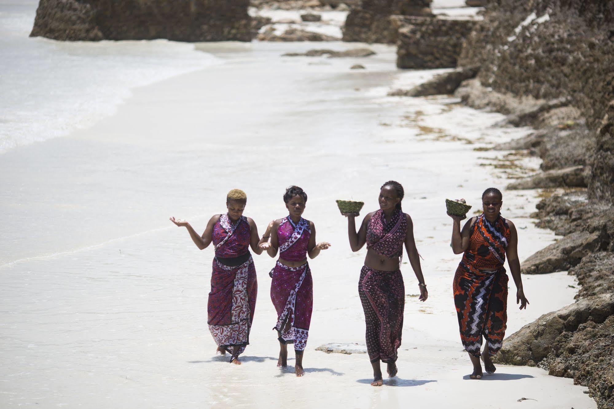 Neptune Village Beach Resort & Spa Galu المظهر الخارجي الصورة